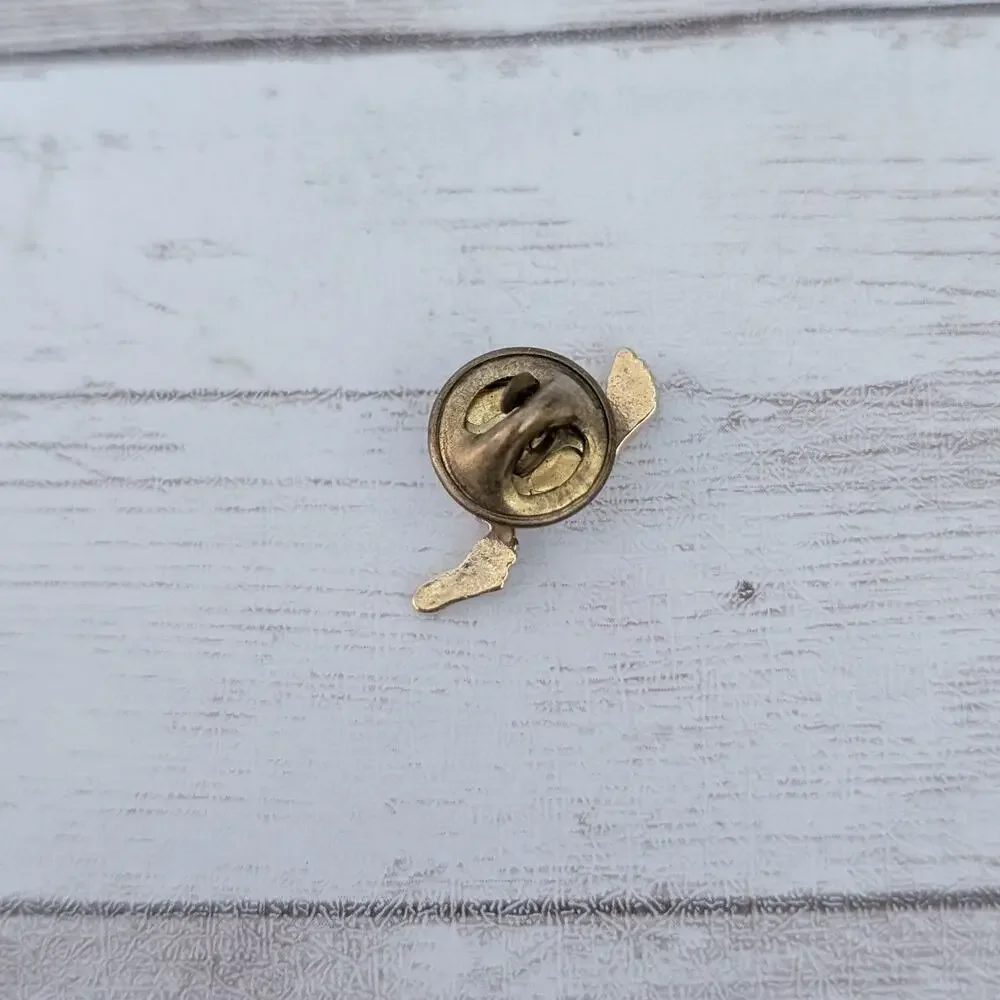 Vintage Pin / Brooch Gold Tone Foot Print Trio Footprints In The Sand
